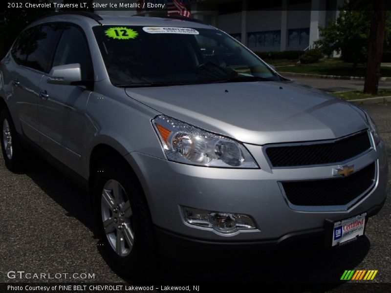 Silver Ice Metallic / Ebony 2012 Chevrolet Traverse LT
