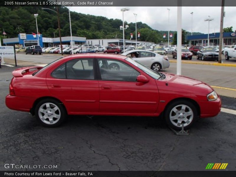 Code Red / Charcoal 2005 Nissan Sentra 1.8 S Special Edition