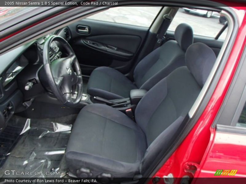 Code Red / Charcoal 2005 Nissan Sentra 1.8 S Special Edition