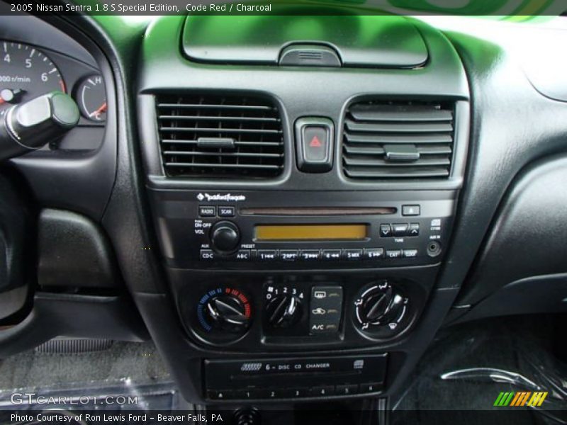 Code Red / Charcoal 2005 Nissan Sentra 1.8 S Special Edition
