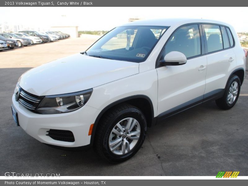 Candy White / Black 2013 Volkswagen Tiguan S