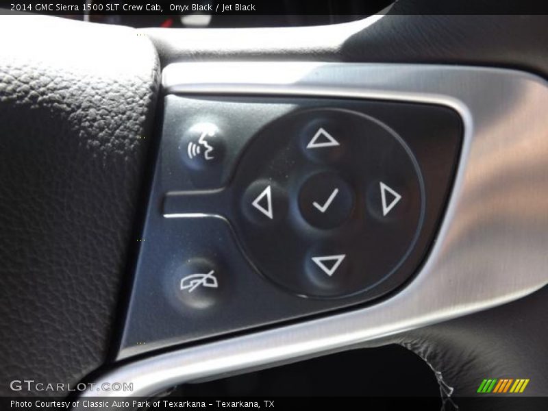 Controls of 2014 Sierra 1500 SLT Crew Cab