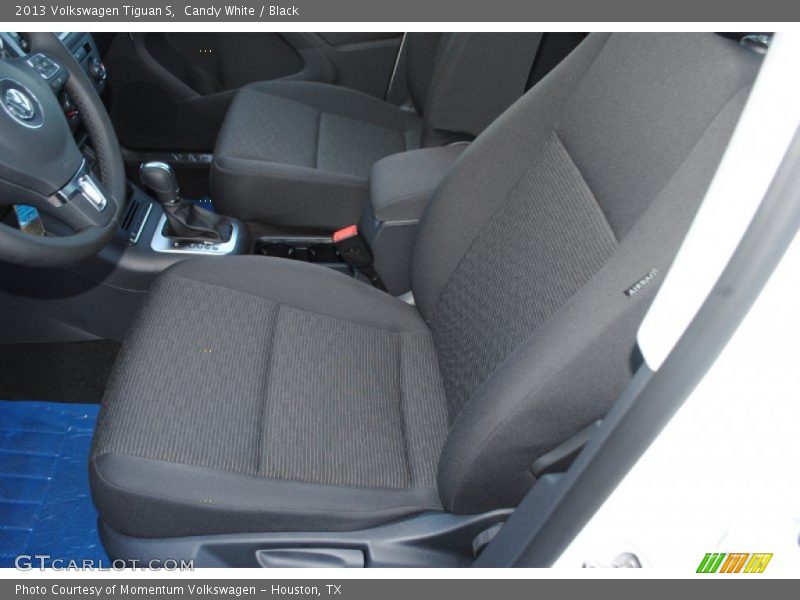 Candy White / Black 2013 Volkswagen Tiguan S