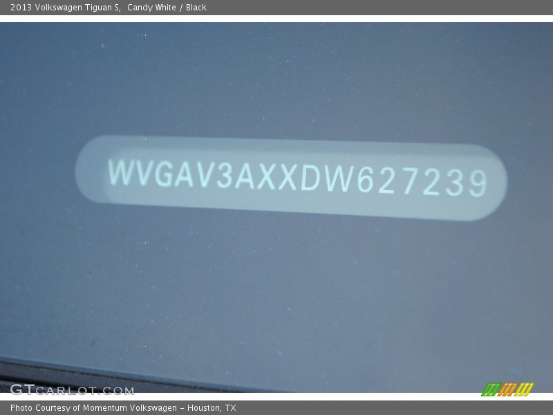Candy White / Black 2013 Volkswagen Tiguan S
