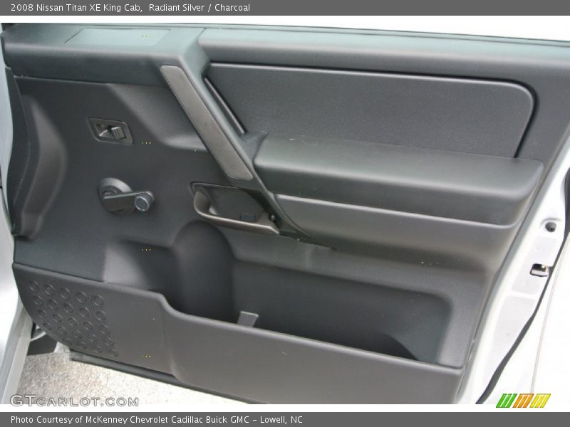 Radiant Silver / Charcoal 2008 Nissan Titan XE King Cab