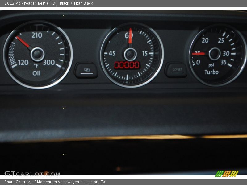 Black / Titan Black 2013 Volkswagen Beetle TDI