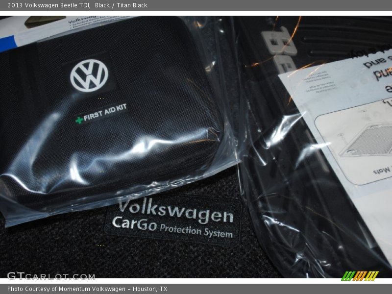 Black / Titan Black 2013 Volkswagen Beetle TDI