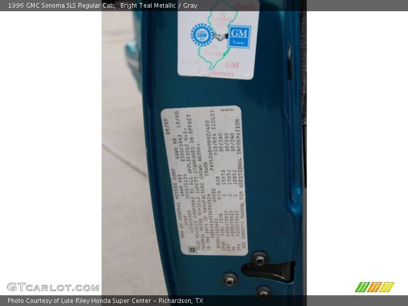 Bright Teal Metallic / Gray 1996 GMC Sonoma SLS Regular Cab