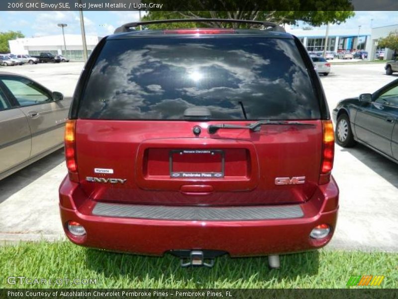 Red Jewel Metallic / Light Gray 2006 GMC Envoy SLE