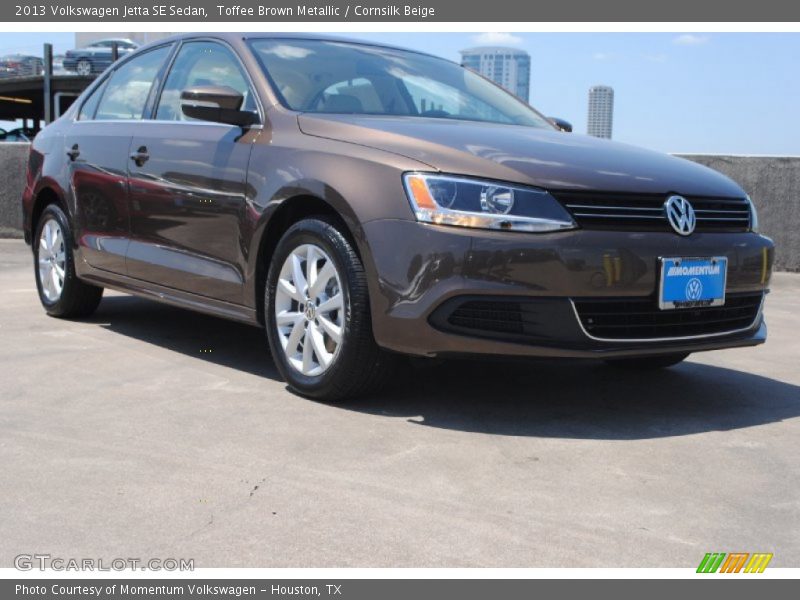 Toffee Brown Metallic / Cornsilk Beige 2013 Volkswagen Jetta SE Sedan