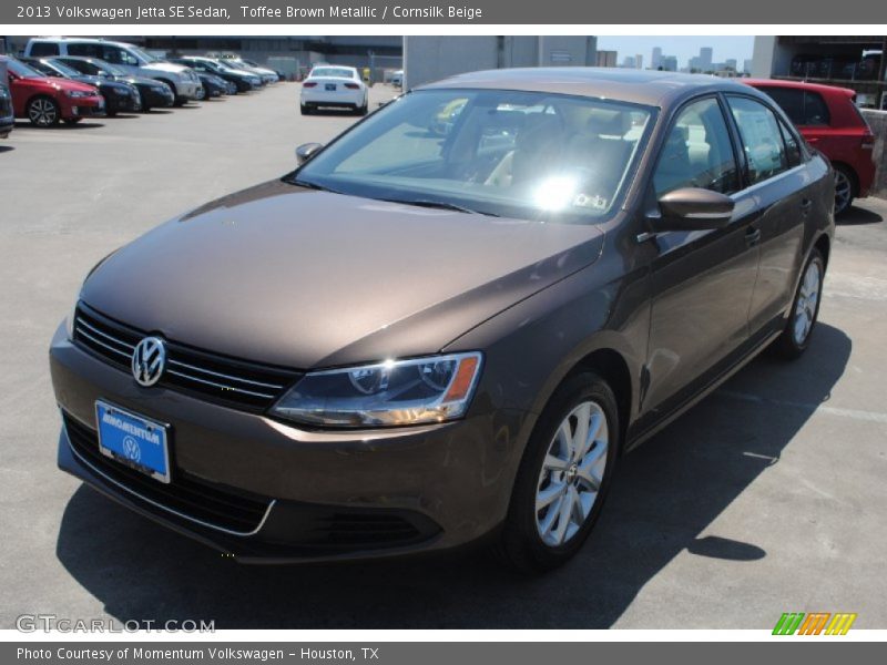 Toffee Brown Metallic / Cornsilk Beige 2013 Volkswagen Jetta SE Sedan