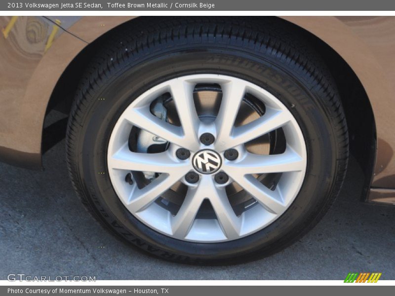 Toffee Brown Metallic / Cornsilk Beige 2013 Volkswagen Jetta SE Sedan