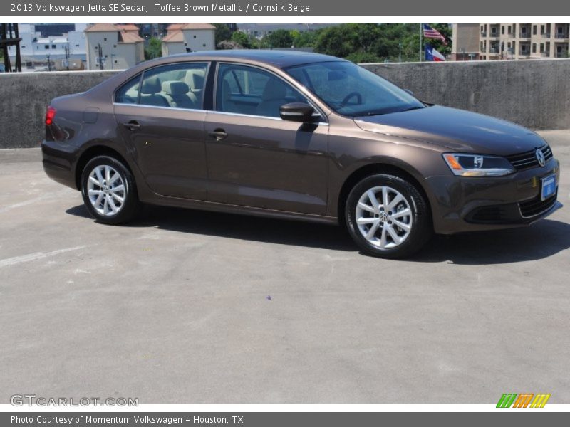 Toffee Brown Metallic / Cornsilk Beige 2013 Volkswagen Jetta SE Sedan