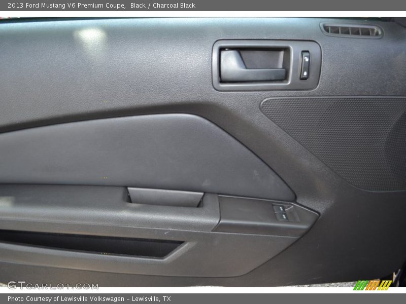 Black / Charcoal Black 2013 Ford Mustang V6 Premium Coupe