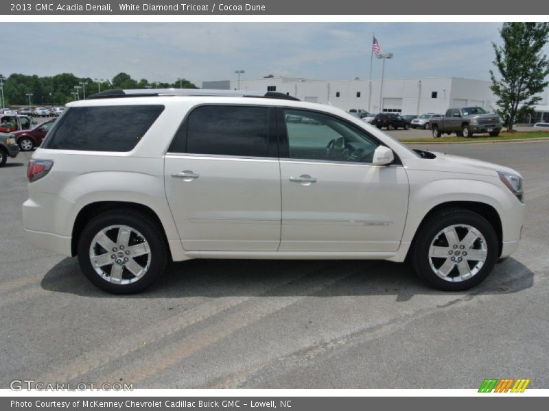 White Diamond Tricoat / Cocoa Dune 2013 GMC Acadia Denali