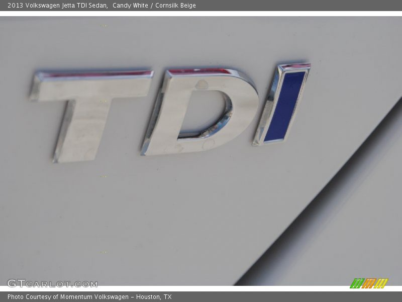 Candy White / Cornsilk Beige 2013 Volkswagen Jetta TDI Sedan