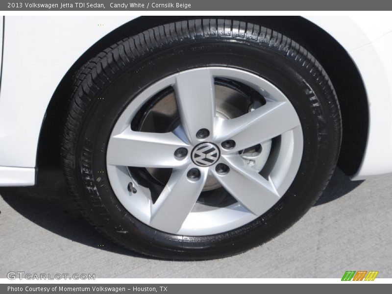 Candy White / Cornsilk Beige 2013 Volkswagen Jetta TDI Sedan