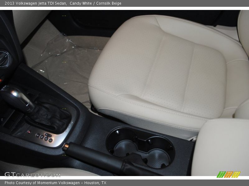 Candy White / Cornsilk Beige 2013 Volkswagen Jetta TDI Sedan