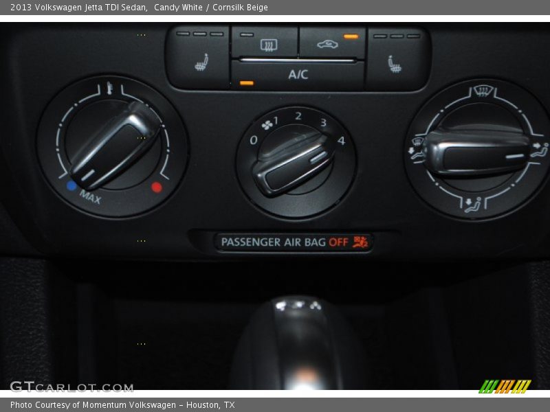 Candy White / Cornsilk Beige 2013 Volkswagen Jetta TDI Sedan