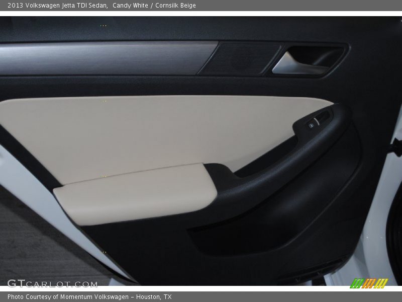 Candy White / Cornsilk Beige 2013 Volkswagen Jetta TDI Sedan