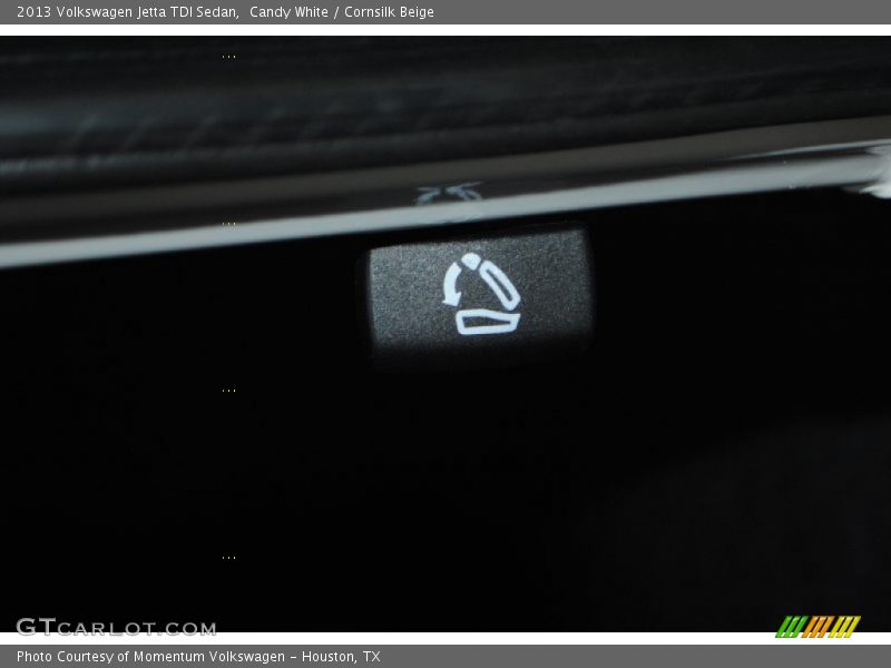 Candy White / Cornsilk Beige 2013 Volkswagen Jetta TDI Sedan