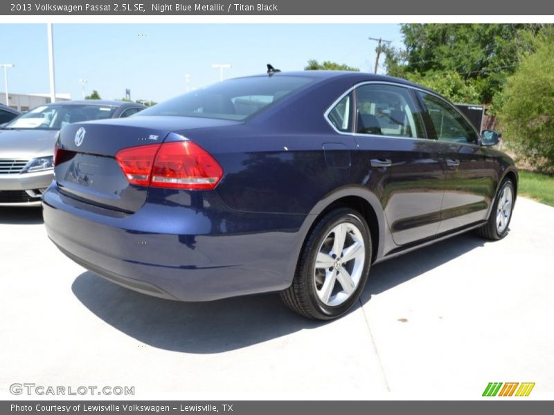 Night Blue Metallic / Titan Black 2013 Volkswagen Passat 2.5L SE