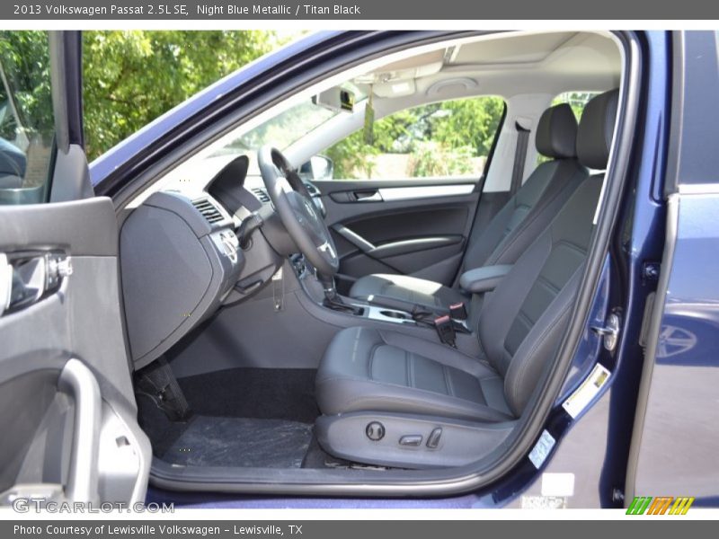 Night Blue Metallic / Titan Black 2013 Volkswagen Passat 2.5L SE