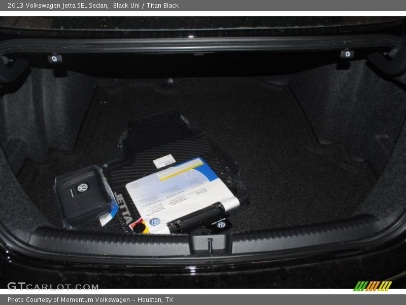 Black Uni / Titan Black 2013 Volkswagen Jetta SEL Sedan
