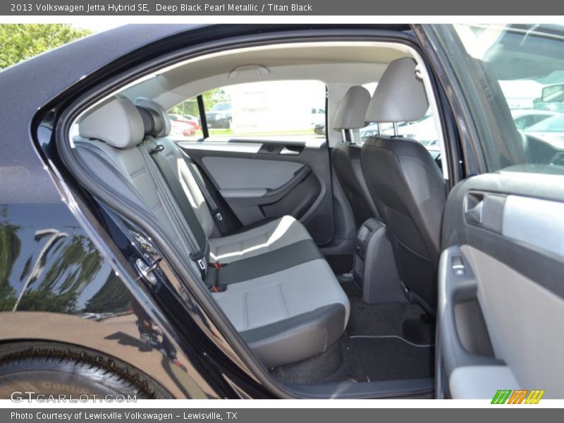 Deep Black Pearl Metallic / Titan Black 2013 Volkswagen Jetta Hybrid SE