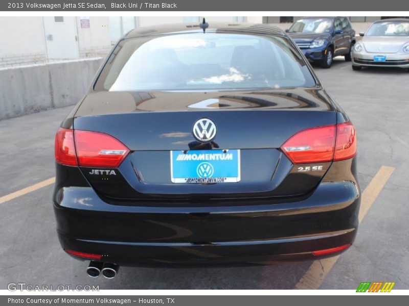 Black Uni / Titan Black 2013 Volkswagen Jetta SE Sedan