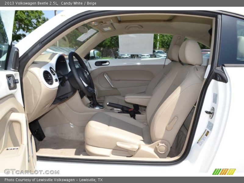 Candy White / Beige 2013 Volkswagen Beetle 2.5L