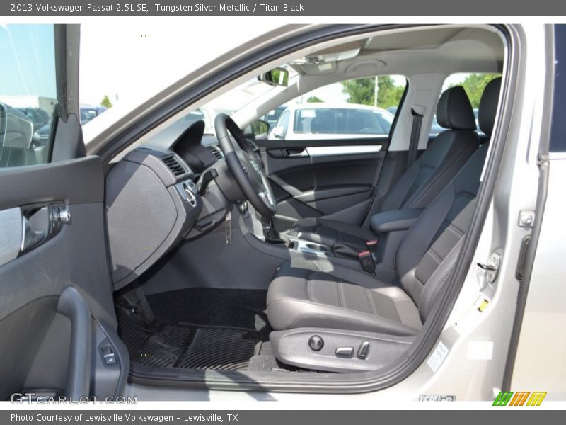 Tungsten Silver Metallic / Titan Black 2013 Volkswagen Passat 2.5L SE