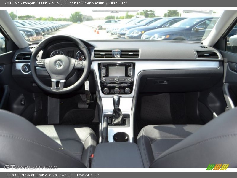 Tungsten Silver Metallic / Titan Black 2013 Volkswagen Passat 2.5L SE