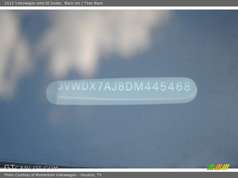 Black Uni / Titan Black 2013 Volkswagen Jetta SE Sedan