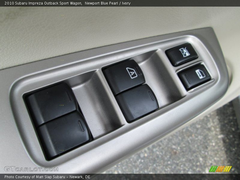 Newport Blue Pearl / Ivory 2010 Subaru Impreza Outback Sport Wagon
