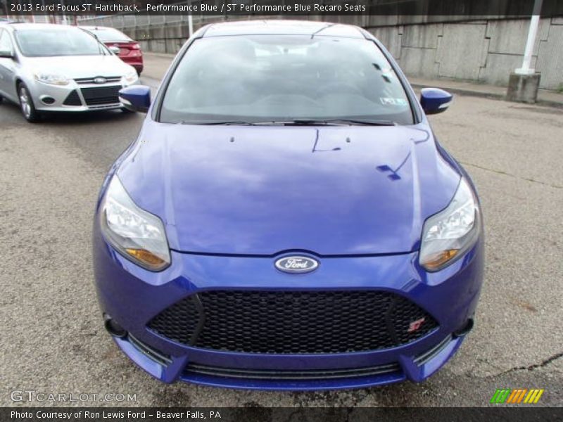 Performance Blue / ST Performance Blue Recaro Seats 2013 Ford Focus ST Hatchback