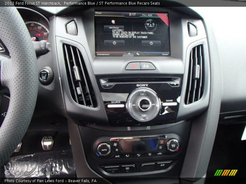 Performance Blue / ST Performance Blue Recaro Seats 2013 Ford Focus ST Hatchback