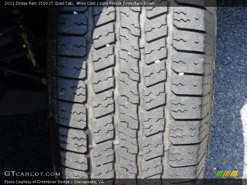White Gold / Light Pebble Beige/Bark Brown 2011 Dodge Ram 1500 ST Quad Cab