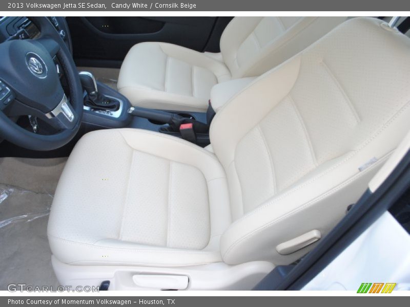 Candy White / Cornsilk Beige 2013 Volkswagen Jetta SE Sedan