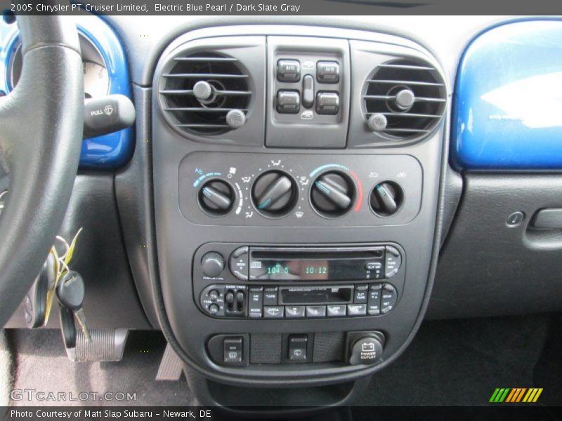 Electric Blue Pearl / Dark Slate Gray 2005 Chrysler PT Cruiser Limited