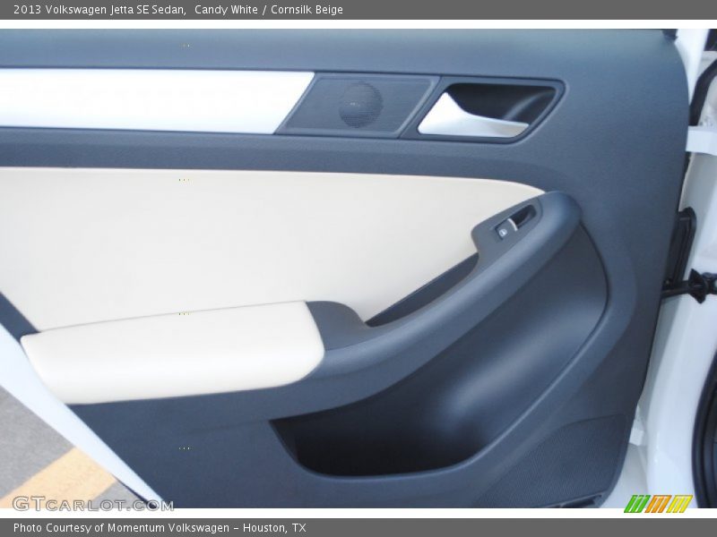 Candy White / Cornsilk Beige 2013 Volkswagen Jetta SE Sedan