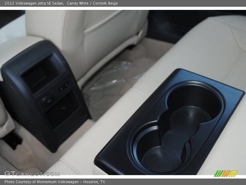 Candy White / Cornsilk Beige 2013 Volkswagen Jetta SE Sedan