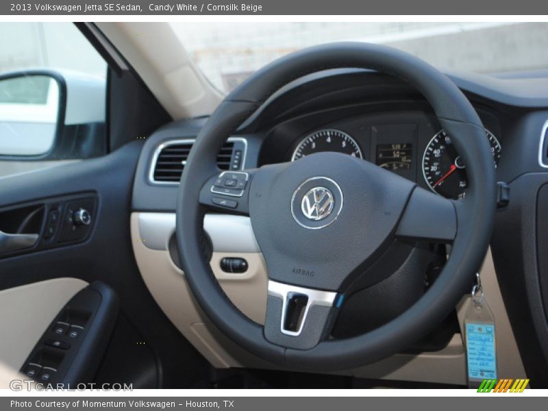 Candy White / Cornsilk Beige 2013 Volkswagen Jetta SE Sedan