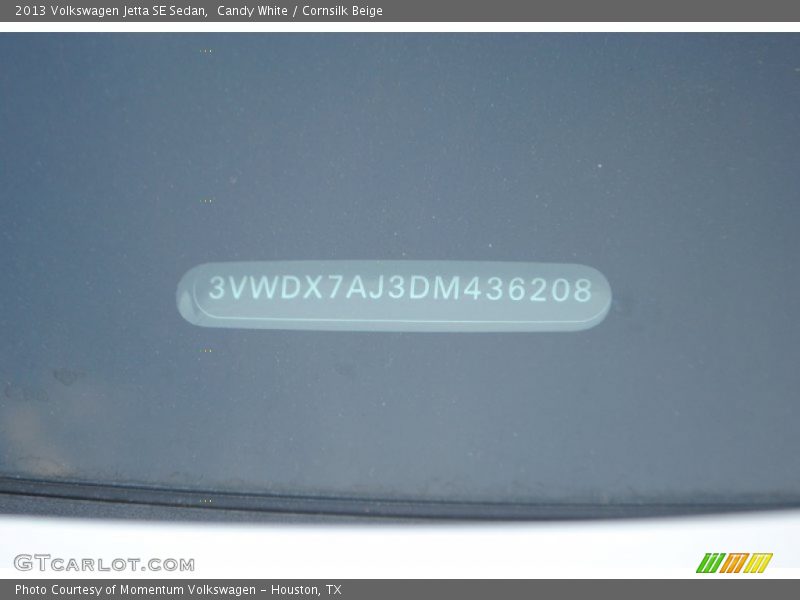 Candy White / Cornsilk Beige 2013 Volkswagen Jetta SE Sedan