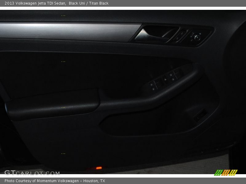 Black Uni / Titan Black 2013 Volkswagen Jetta TDI Sedan