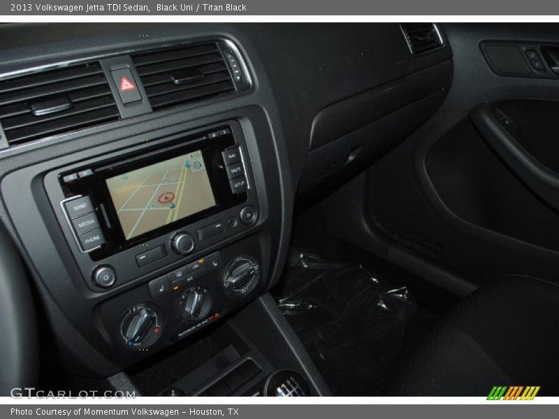 Black Uni / Titan Black 2013 Volkswagen Jetta TDI Sedan