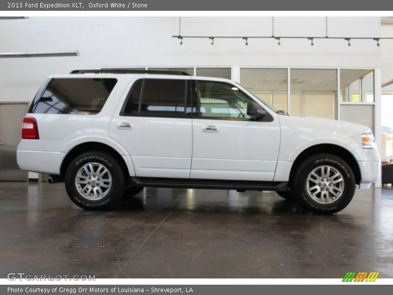 Oxford White / Stone 2013 Ford Expedition XLT