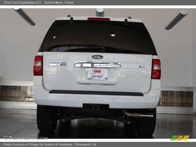 Oxford White / Stone 2013 Ford Expedition XLT