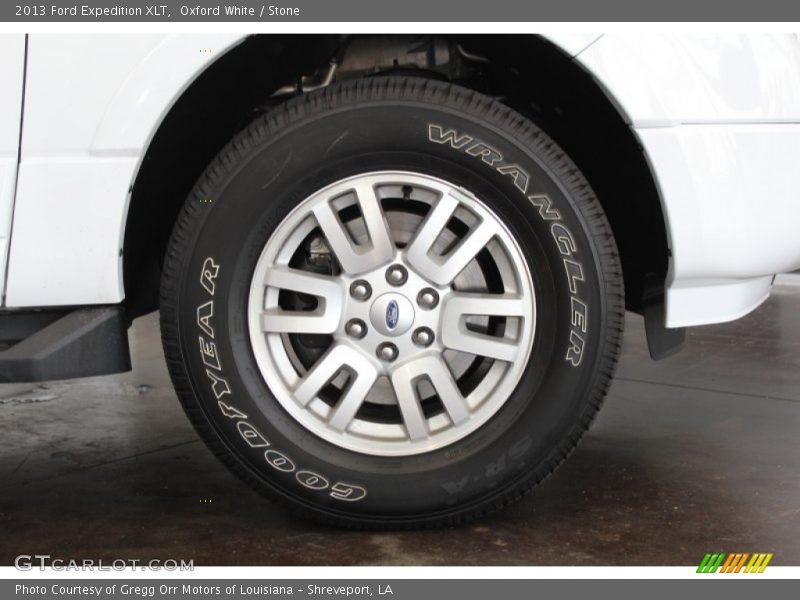 Oxford White / Stone 2013 Ford Expedition XLT
