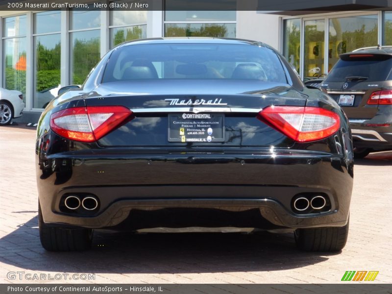 Nero (Black) / Nero 2009 Maserati GranTurismo